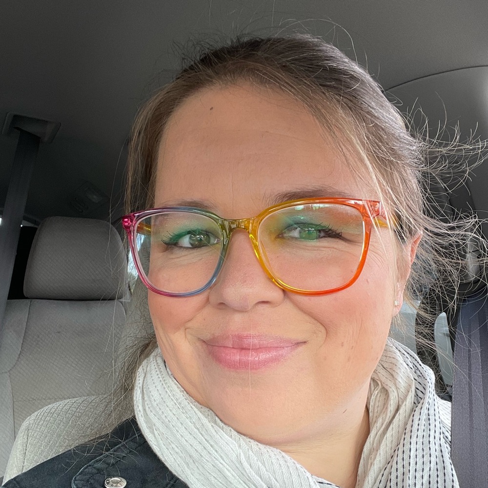 Meet your Posher, Lesha